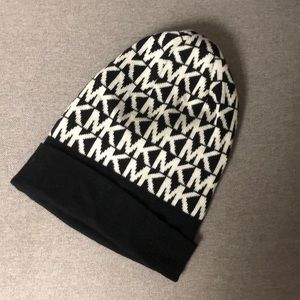 Michael Kors Beanie!